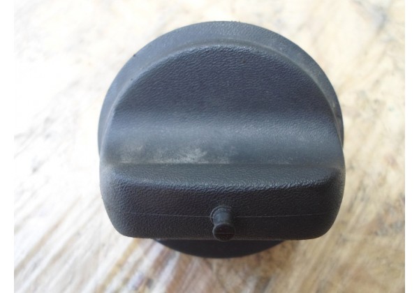 Кришка паливного бака Renault, 7700812369
